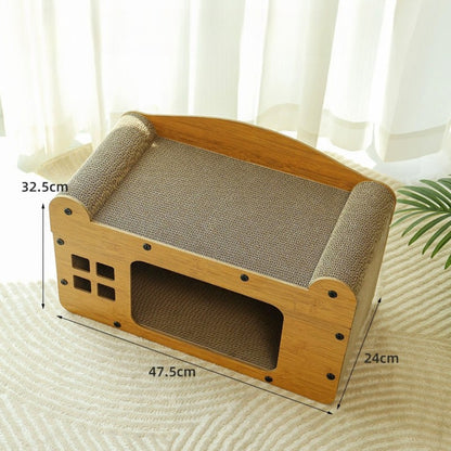 CASITA DE MADERA CON ESPACIO INTERIOR